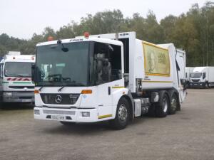 Mercedes Econic 2629 6x2 RHD Faun Variopress refuse truck