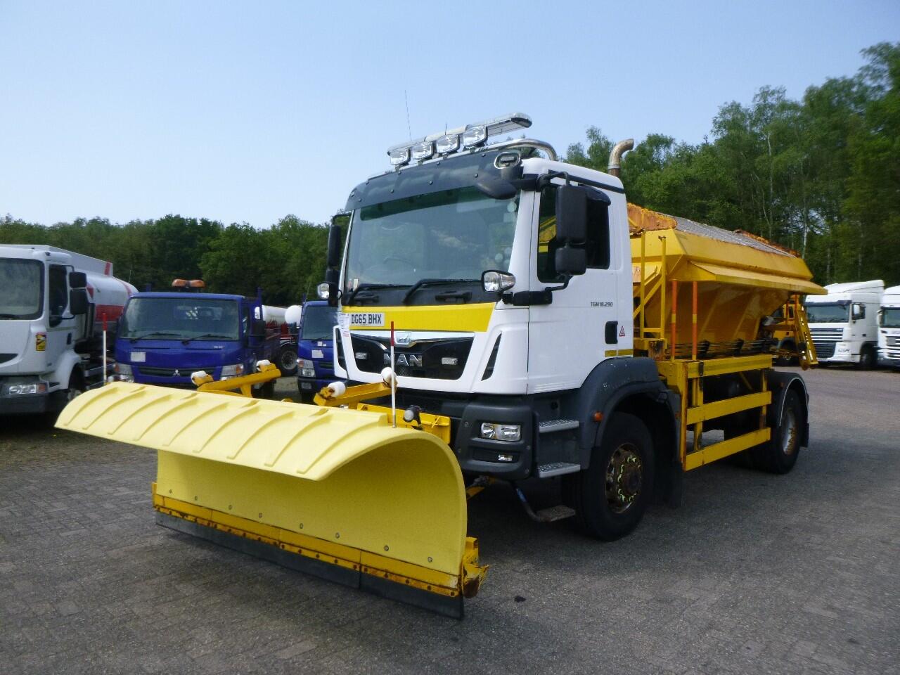 M.A.N. TGM 18.290 4X4 RHD gritter / snow plough | Vrachtwagen | Sneeuwruimer