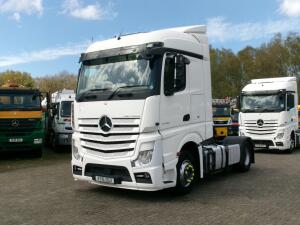 Mercedes Actros 2442 6x2 RHD